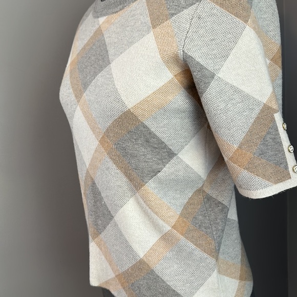 Liz Claiborne Plaid Sweater - Picture 4 of 7